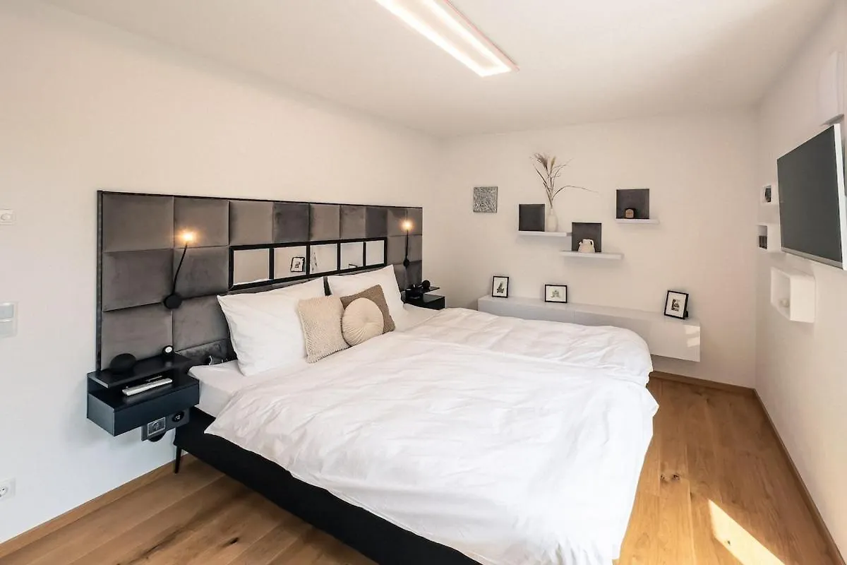 Exclusive Ferienwohnung Mit Balkon Und Wasserbett Kolbermoor Lejlighed